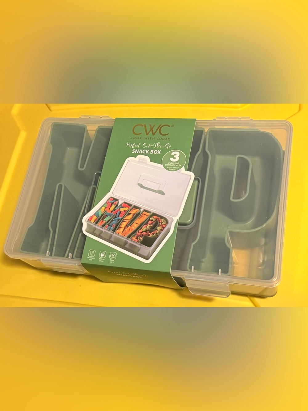 CWC Perfect On-The-Go Snack Box in Olive Green